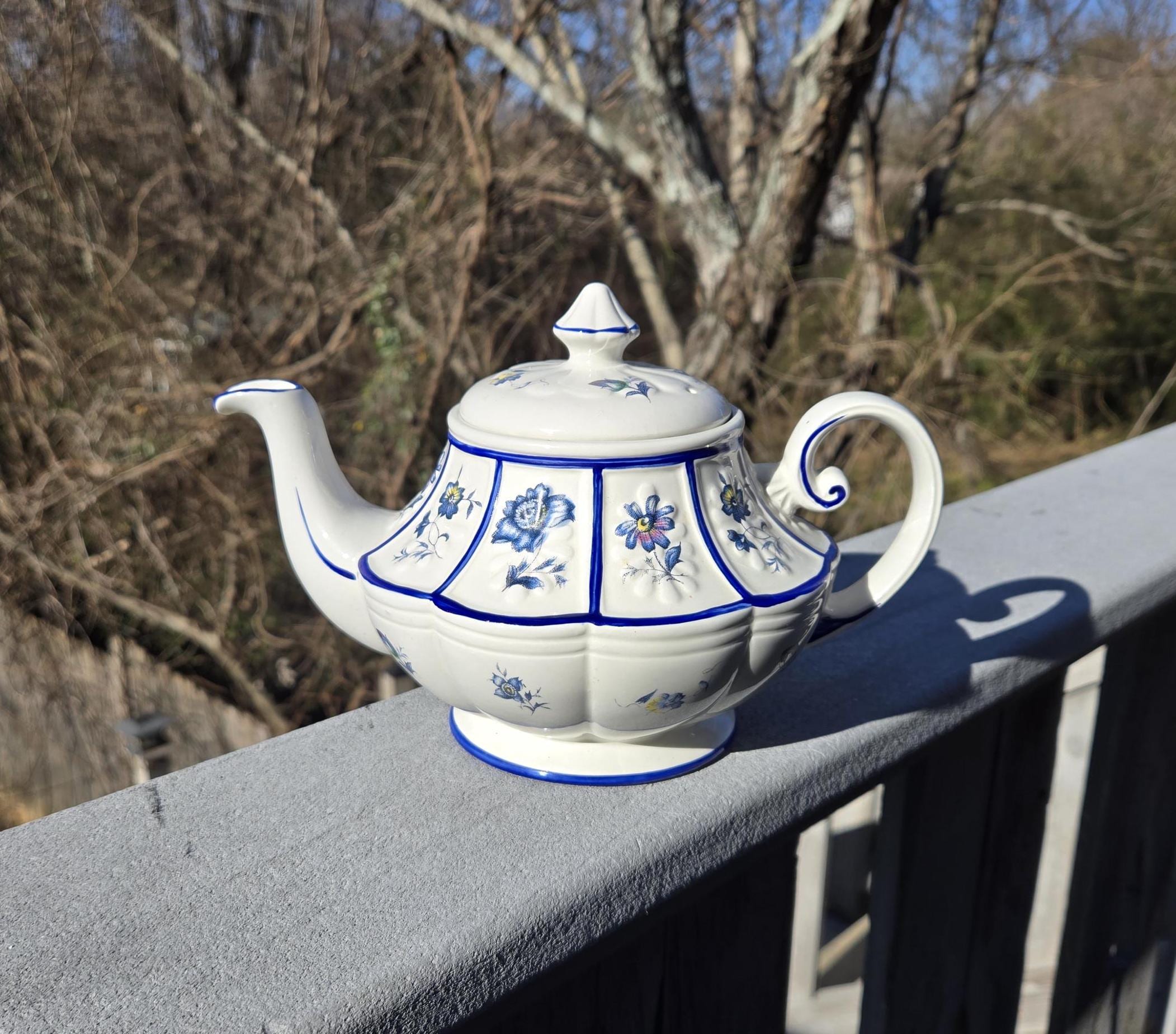 Vintage 1070 Ellgreave Ironstone Teapot and Lid by Wood & Sons - England