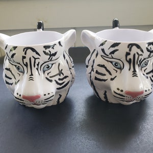 Ringling Brothers Barnum & Bailey Circus Souvenir Snow Tiger Mugs - 2002
