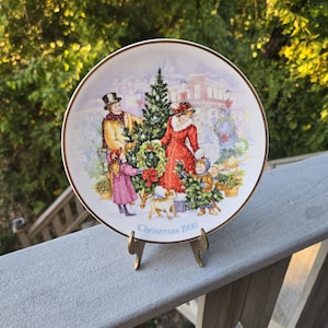 Avon Bringing Christmas Home 1990 Porcelain Christmas Plate