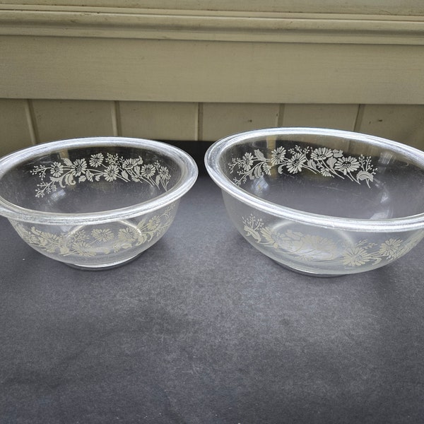 Vintage Pyrex Colonial Mist Clear Glass Mixing Bowls - Set of 2 Stacking Bowls