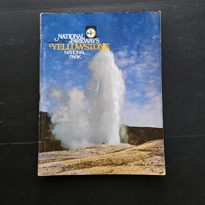 Fotografische en uitgebreide gids National Parkways National Parkways 1976 voor het Yellowstone National Park