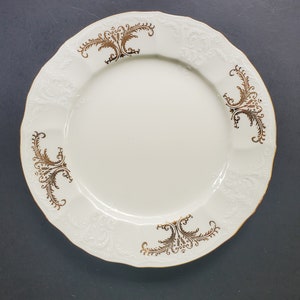 Porcelain Salad Plate - Formalities by Baum Bros. Bernadotte Gold