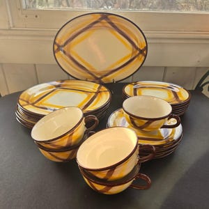 Vintage Vernonware-servies uit het midden van de eeuw van Vernon Kilns in Californië