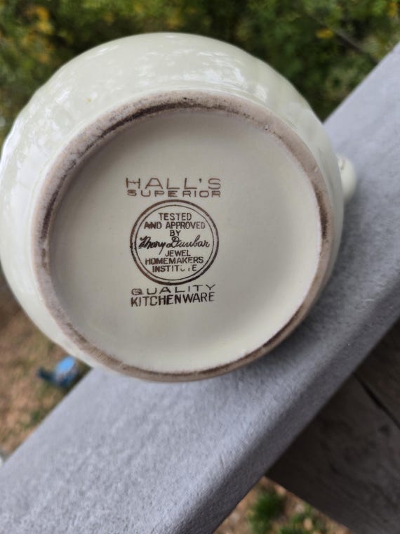 Vintage 1930's Hall's Superior Quality Kitchenware Pitcher With