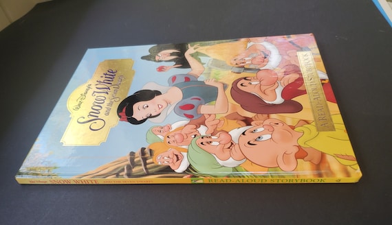 Walt Disney's Snow White and the Seven Dwarfs - A Read-aloud