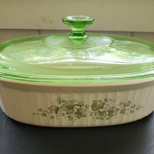 Vintage Callaway Ivy French White Corning Ware F-2-B 2,8 Liter ovale Auflaufform mit grünem Deckel