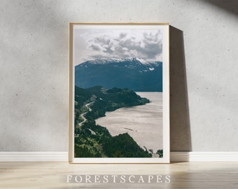 Impresión vintage "De mar a cielo" / Regalo de viaje a Columbia Británica, Canadá / Squamish, Columbia Británica / Arte mural minimalista del Noroeste del Pacífico