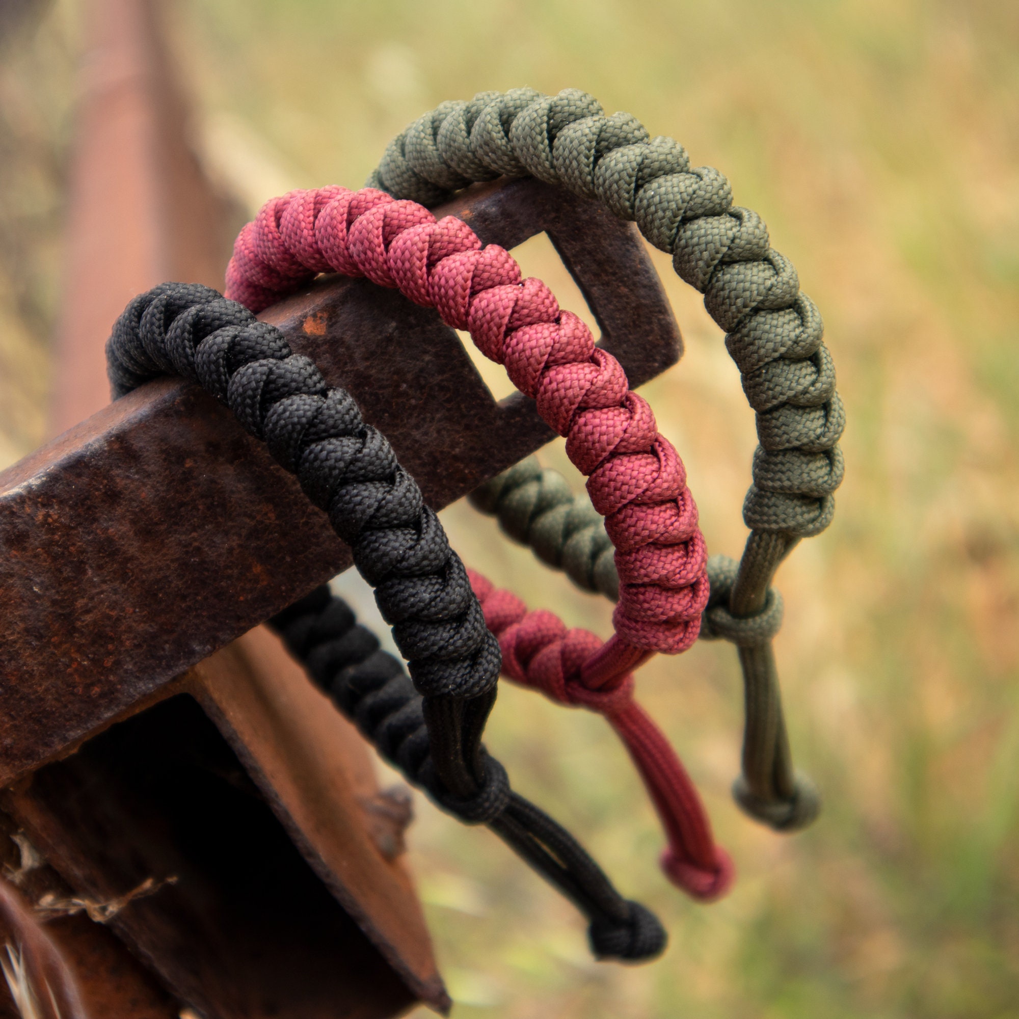 Snake Knot, Paracord Bracelet in Three Colors, Survival Paracord for Men  and Women 