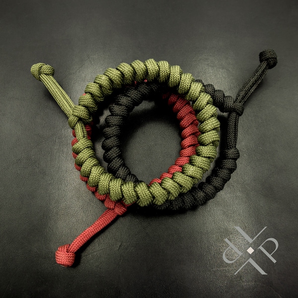 Snake knot, Paracord bracelet in three colors, Survival paracord for men and women