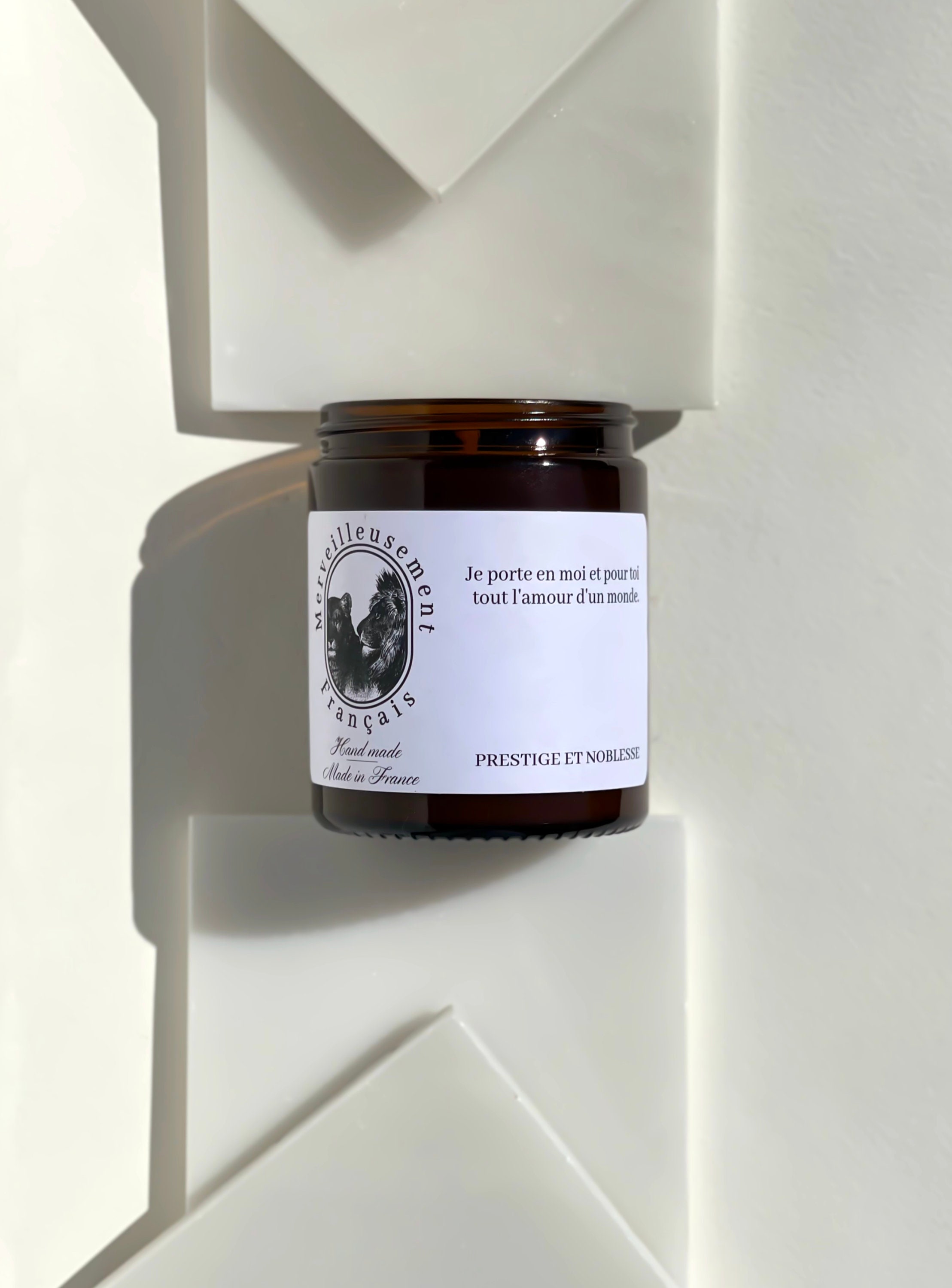 Bougie Fraîcheur en Cire de Soja Pour Décoration d'intérieur Prestige et Noblesse