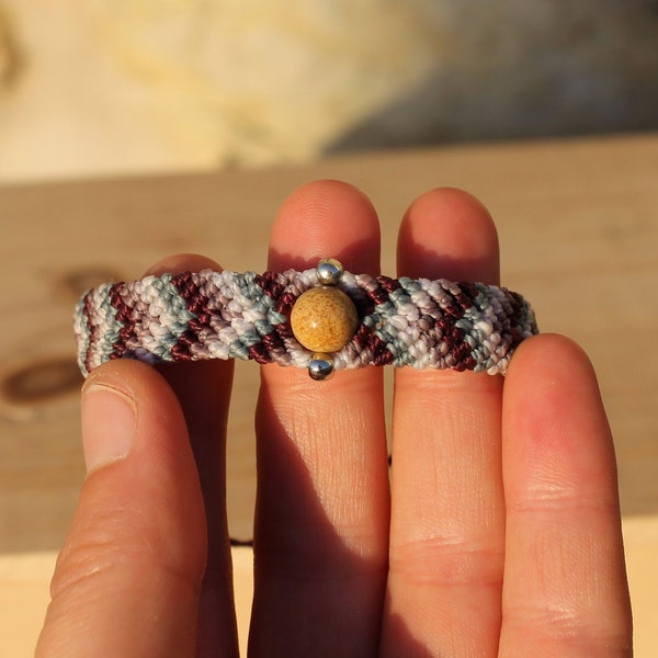 Bracelet tissé en micro-macramé et perle de Jaspe paysage