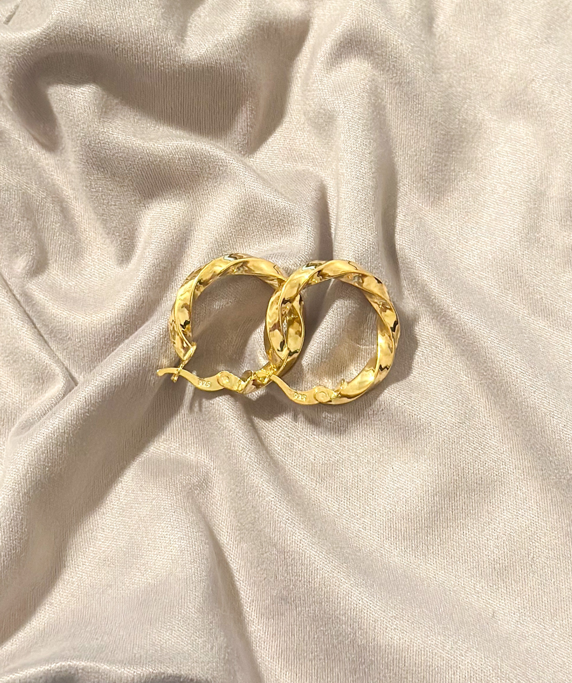 Charmsy Orecchini A Cerchio Infinito In Argento Sterling 925: Placcati Oro 14K, Nodo Celtico Ipoallergenico | Regalo In Scatola