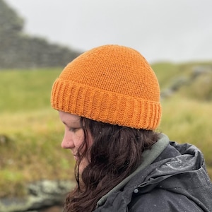 Lonergan Hat - Knitting pattern with brioche rib suitable for beginners