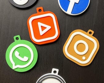NFC Social Media Keychain: Tap-to-Follow Business Tag