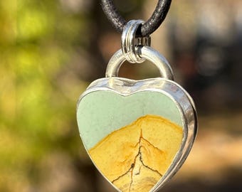Collana con cuore in diaspro policromo panoramico, toni della terra, cuore di pietra preziosa, pendente, San Valentino, fatto a mano, gioielli rustici, argento sterling, unico