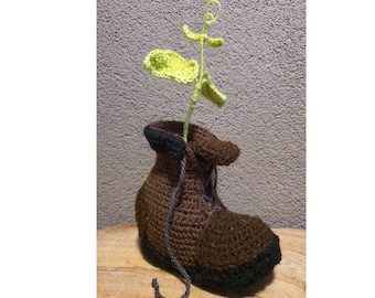 Wall-E Plant in Boot ENGLISH/DUTCH crochet pattern