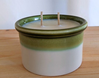 Vintage upcycled candle | Green and beige minimalist candle | Basil scented