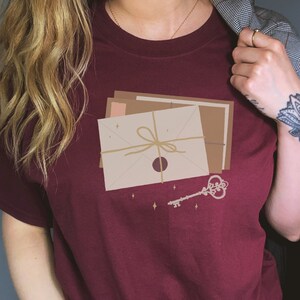 Dark Academia T-Shirt - Wunderschönes Love Letter Design, Light Academia Oversized Trendy T-Shirt, Bookcore Aesthetic