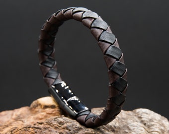 Echtleder Armband mit braun schwarz geflochtenem Leder und schwarzem Edelstahlverschluß PRO00006168