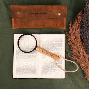 Lente di ingrandimento personalizzata con impugnatura in legno, lente di ingrandimento incisa con custodia in pelle, lente di ingrandimento portatile personalizzata per la lettura