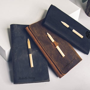 Journal en cuir personnalisé rechargeable avec crayon, carnet de croquis en cuir gravé personnalisé, couverture de carnet de voyage, journal en cuir personnalisé