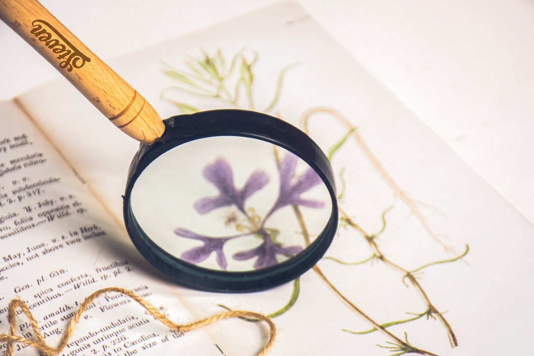 Custom Magnifying Glass With Wood Handle, Engraved Magnifying Glass