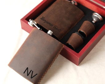 Personalized Leather Flask Set with Wood Box and Glasses, Engraved Flask, Groomsman Proposal Gift Ideas, Whiskey Flask, Gift for Him