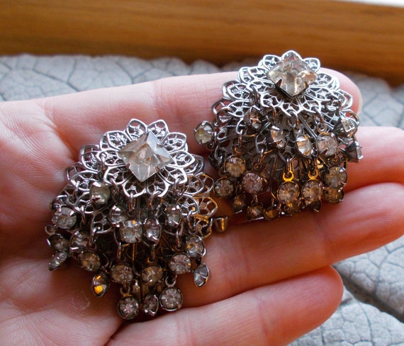 Vintage Costume Earrings, Rhinestone Clip On Earr… - image 5