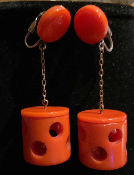 Vintage Orange Bakelite Earrings, 60’s Mod Bakeli… - image 1