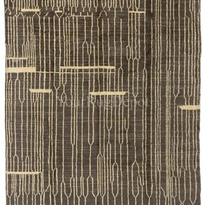 Moroccan Style Modern Hand-knotted Tulu Rug Made of Natural Gray and Beige Wool. BT123