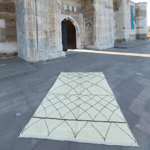 Handknotted Beni Ourain Moroccan Style Tulu Rug Made of Natural Ivory and Brown Wool. BT38