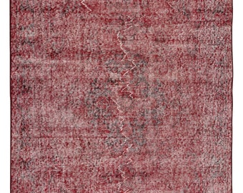 4x7.6 Ft Handmade Turkish Area Rug for Modern Living Room, Upcycled Rug for Kitchen Decor. BTEK0370