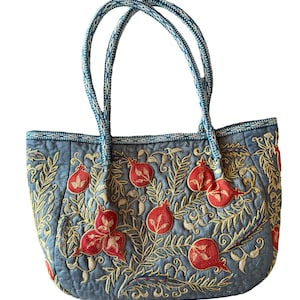 Bolso 100 % seda bordado a mano. Bolso Suzani moderno, nuevo y hecho a mano. BD967