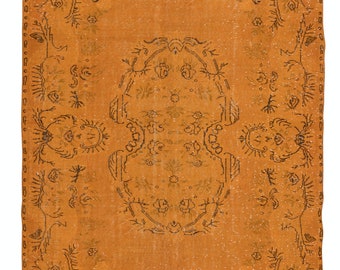 Tappeto turco arancione fatto a mano, tappeto moderno riciclato, tappeto francese Aubusson. 6 x 10 piedi, BTEK1124