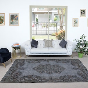 6.7x10 Ft Gray Area Rug for Modern Interiors, Handmade in Turkey.  BTEK1212
