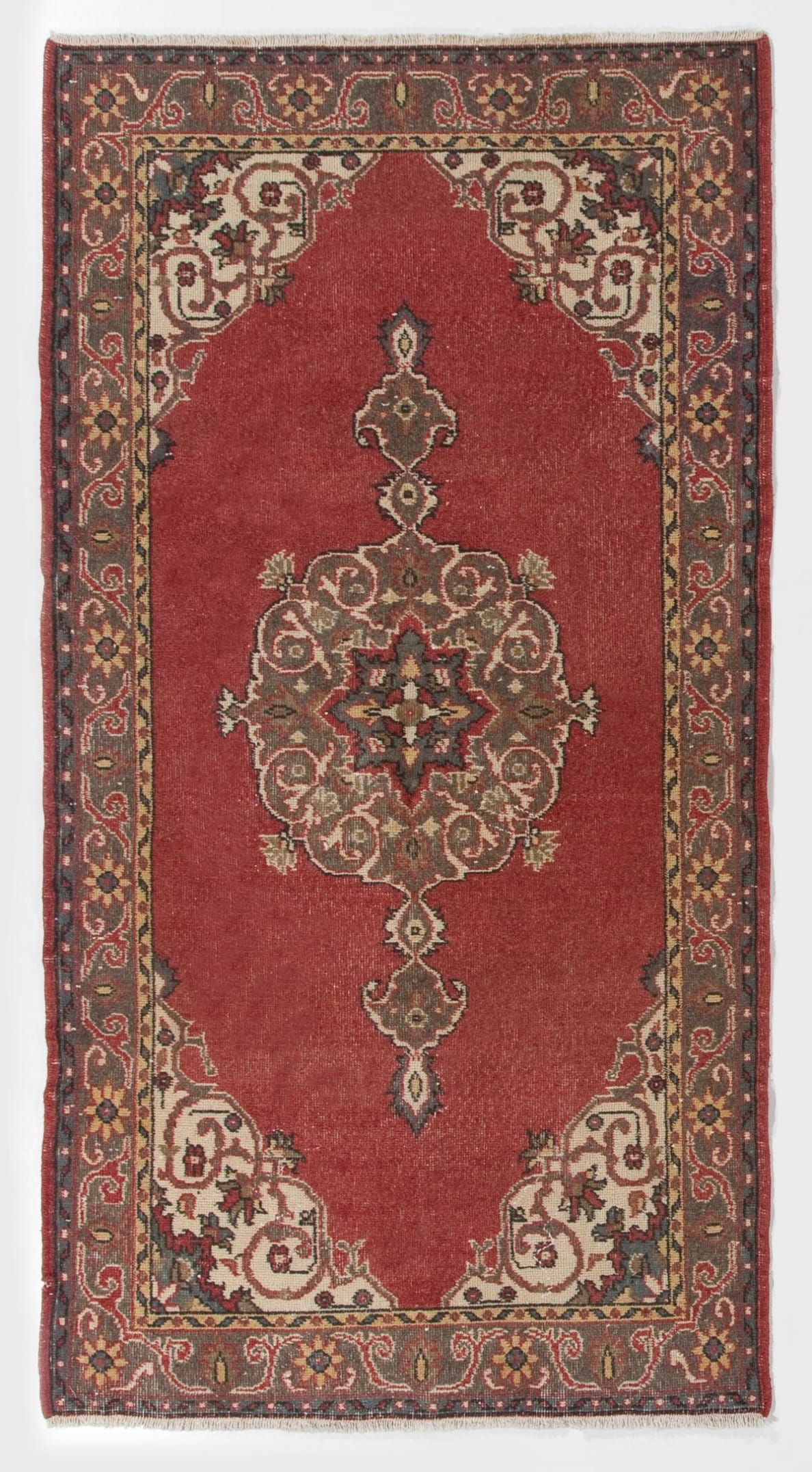 トルコ製、ハンドメイドのヴィンテージメダリオンデザインラグ。4x7.4