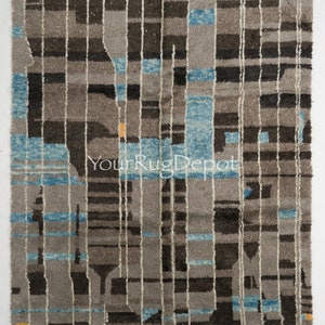 Contemporary Handmade Tulu Rug with Soft Thick Pile and Abstract Design. 100% Wool. BT115