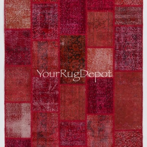Moderner Patchwork Teppich. Handgefertigt aus neu gefärbten Vintage Teppichen, individuelle Optionen verfügbar. BD85