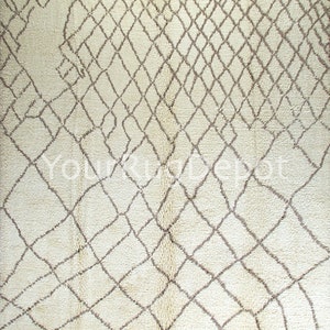 Contemporary Hand-Knotted Moroccan Tulu Rug. 100% Natural Un-Dyed Wool. Modern Shaggy Carpet. Custom Options Available. BT18