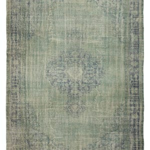 Alfombra azul de 2,25 x 3,2 m para interiores contemporáneos, hecha a mano en Turquía. BTEK2124