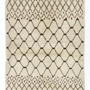 Modern Moroccan Handmade Shaggy Rug in Natural Ivory and Brown Wool. Beni Ourain Tulu Carpet. Custom Options Available. BTDN2