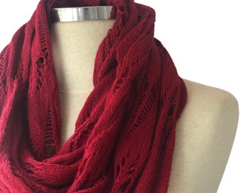 Christmast sale, Handmade infinity scarf, Knit scarf, chunky scarf, cowl scarf, Spring anf fall accessories, Gift idea, Burgundy scarf