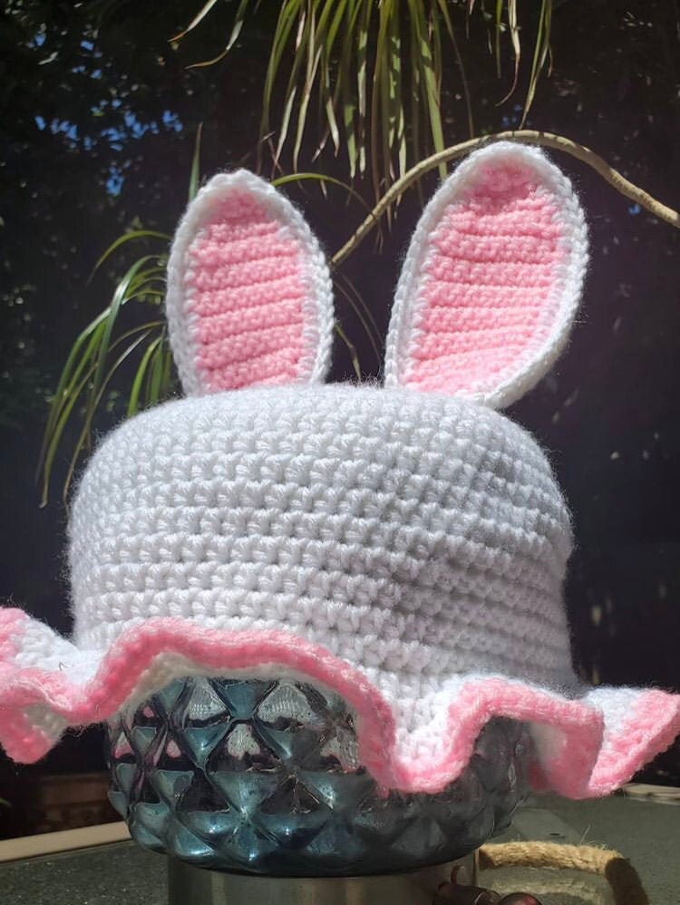 Bucket Hat: Bunny Denim - Bunny Bread