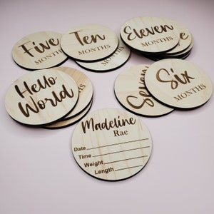 Marcadores de hitos / Hitos del bebé / Regalo para baby shower / Hitos mensuales del bebé / Regalo grabado / Anuncio de nacimiento