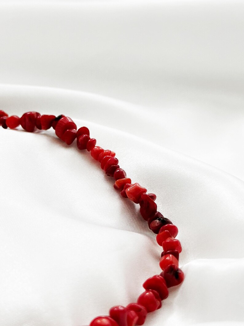 Rote Korallen Kette – Red Coral Stone Necklace Handmade – Natural Coral Chip Necklace – Korallen Halskette Damen – Boho Gift for Her bild 6