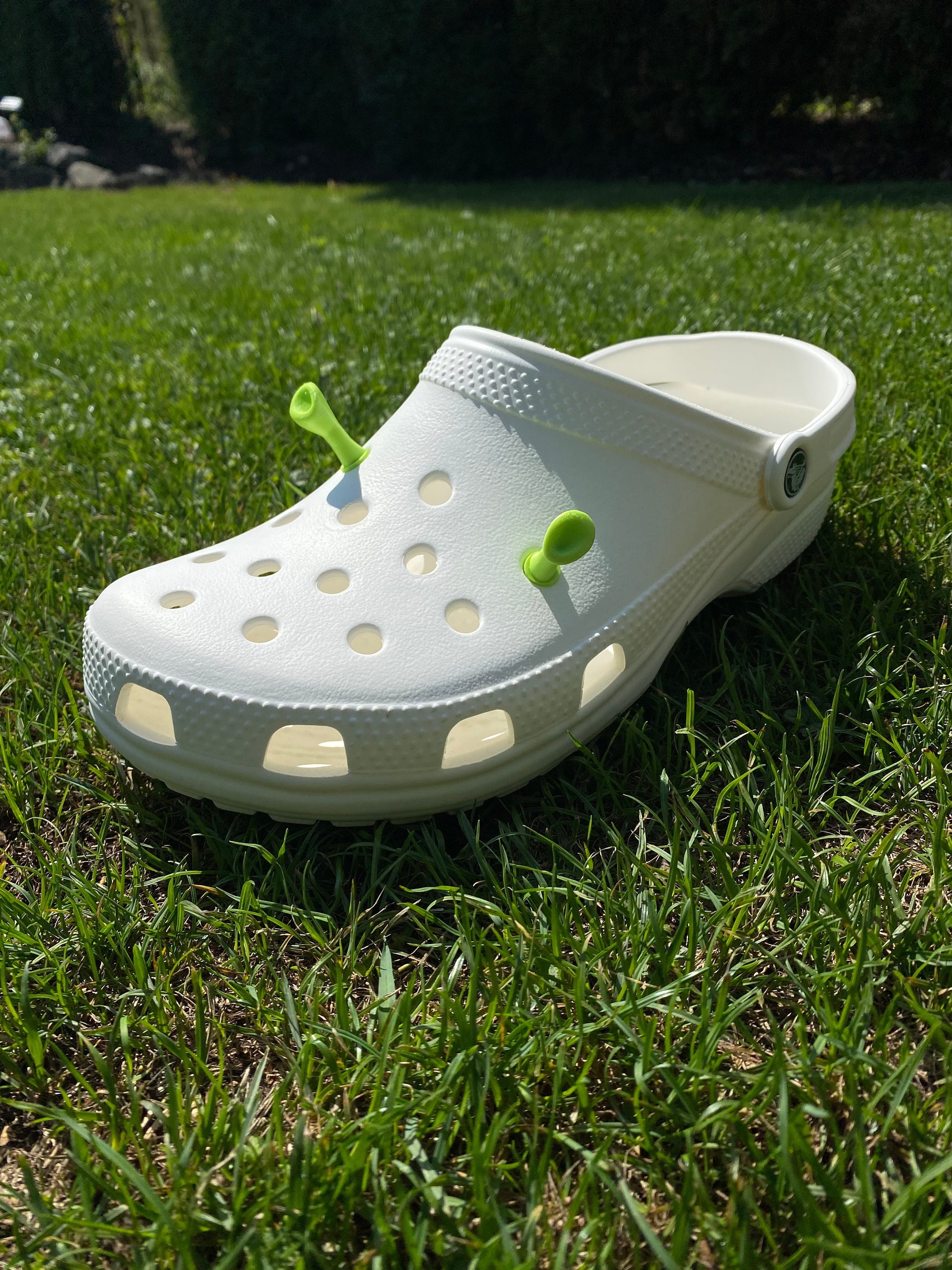 Crocs meme - Etsy España