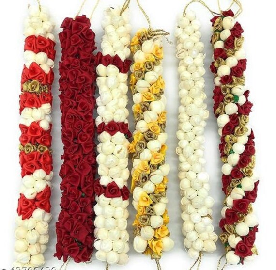 Buy Combo of 6 Indian Hair Accessories Pearl Gajra Artificial Online in India - Etsy Buy Combo of 6 Indian Hair Accessories Pearl Gajra Artificial Online in India - Etsy