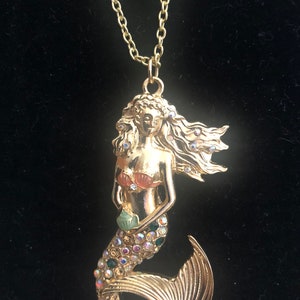 Mermaid Pendant Necklace