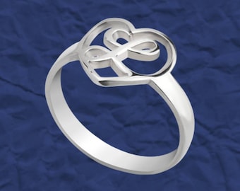 Personalized Initial Heart Ring: Custom Jewelry Gift