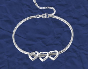 Personalized Stainless Steel Charm Bracelet: Engraved Heart Names, Mother's Gift